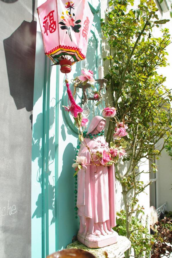 Un Parfum De Violette Bed & Breakfast Fourneville Exterior photo