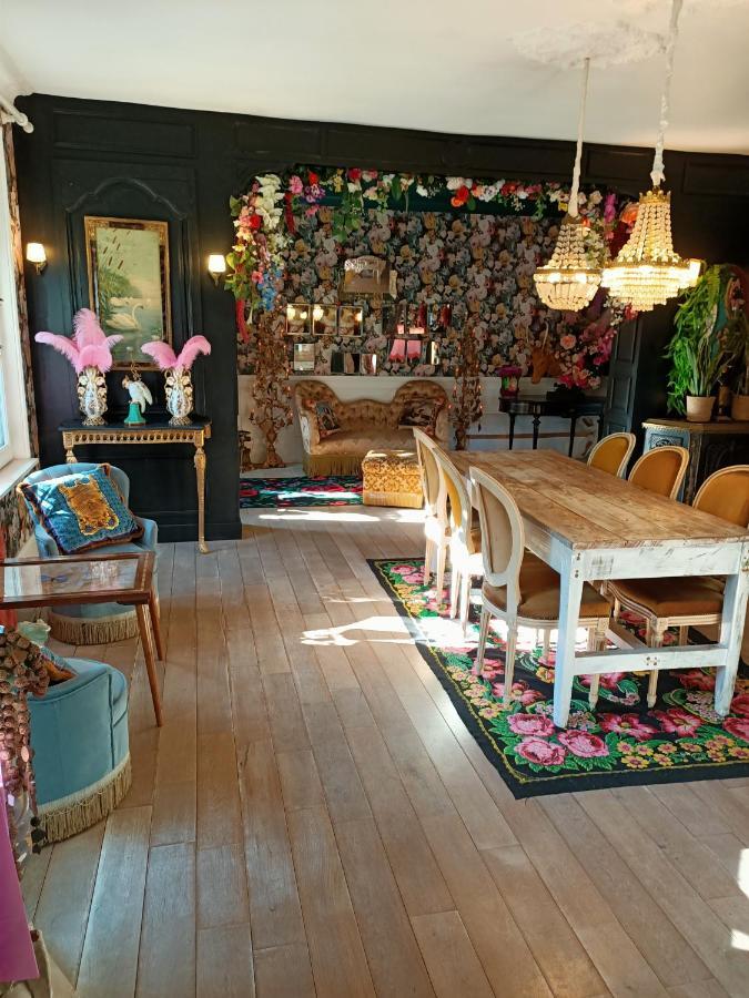 Un Parfum De Violette Bed & Breakfast Fourneville Exterior photo