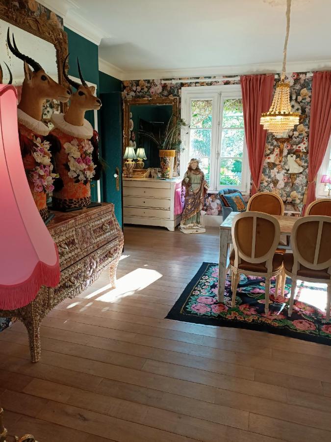 Un Parfum De Violette Bed & Breakfast Fourneville Exterior photo