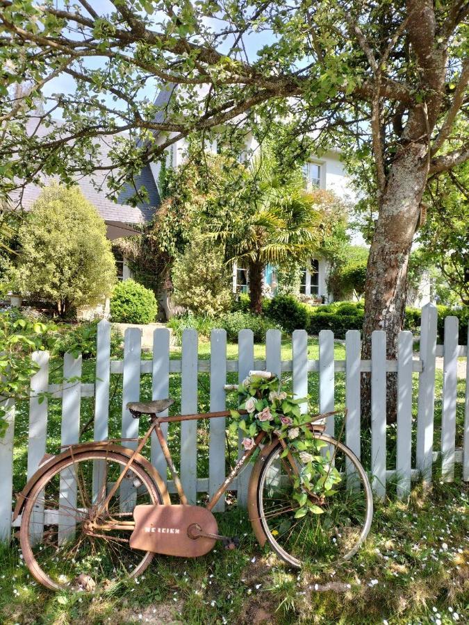 Un Parfum De Violette Bed & Breakfast Fourneville Exterior photo