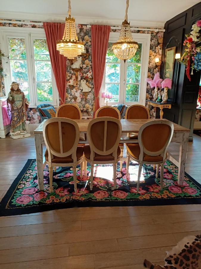 Un Parfum De Violette Bed & Breakfast Fourneville Exterior photo