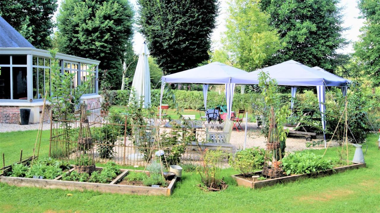 Un Parfum De Violette Bed & Breakfast Fourneville Exterior photo